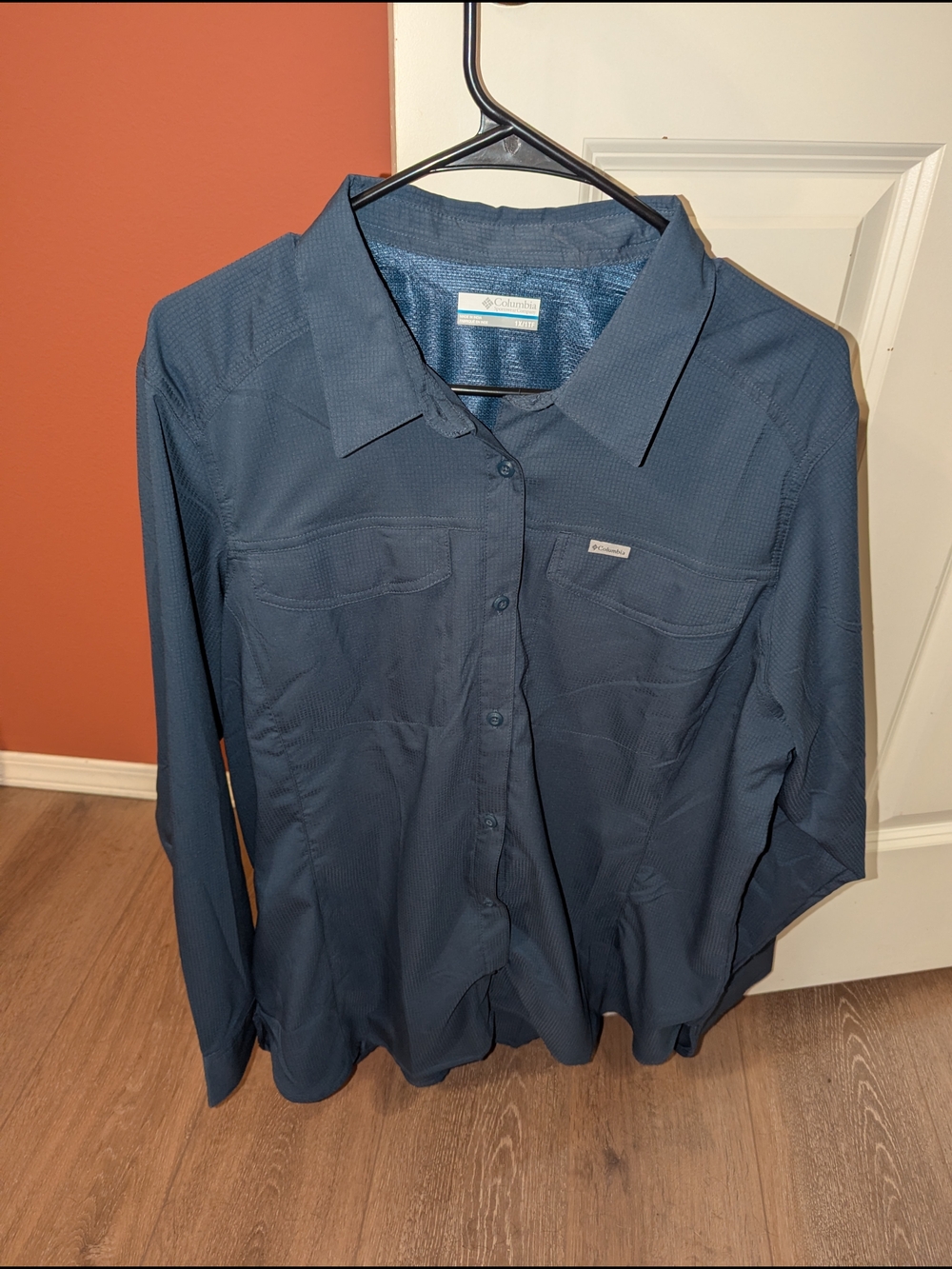 Columbia Navy Button-Up Outdoor SPF Shirt